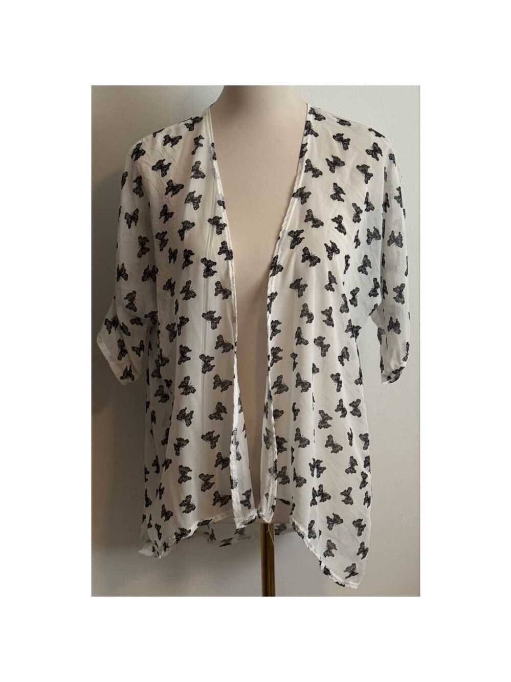 Women's LuLaRoe White/Black Butterfly Kimono Size 3(S/M)